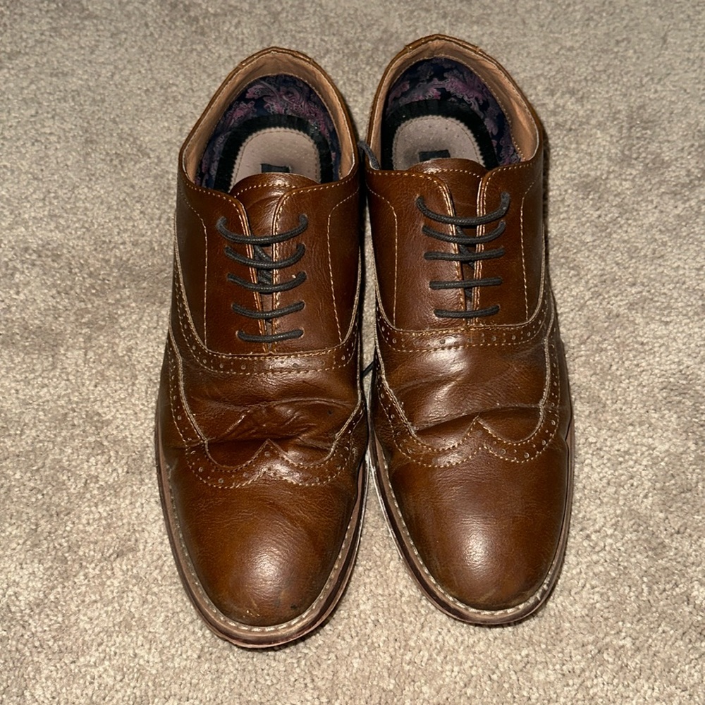 Steve Madden size 9 1/2 men’s leather dress shoes